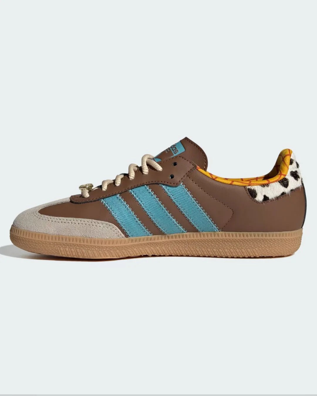 SPECIAL EDITION RETRO SNEAKERS